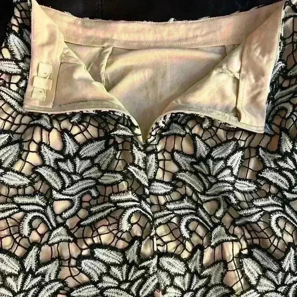 Adiva lace skirt black and beige size small - Picture 7 of 10